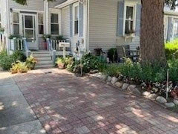 3 E Slade Street, Palatine, IL 60067