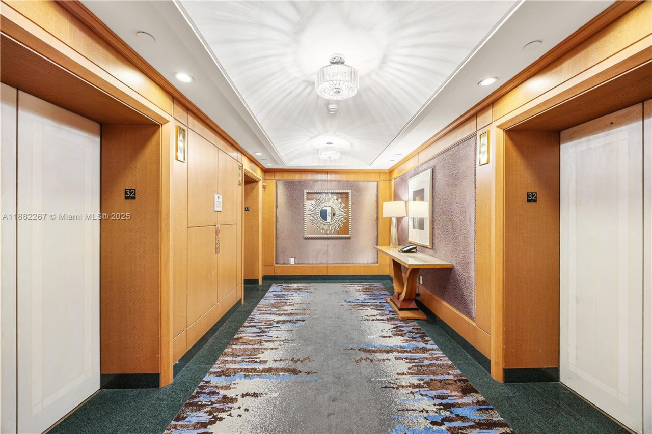 1435 Brickell Ave, Unit 3203, Miami, FL 33131 Photo