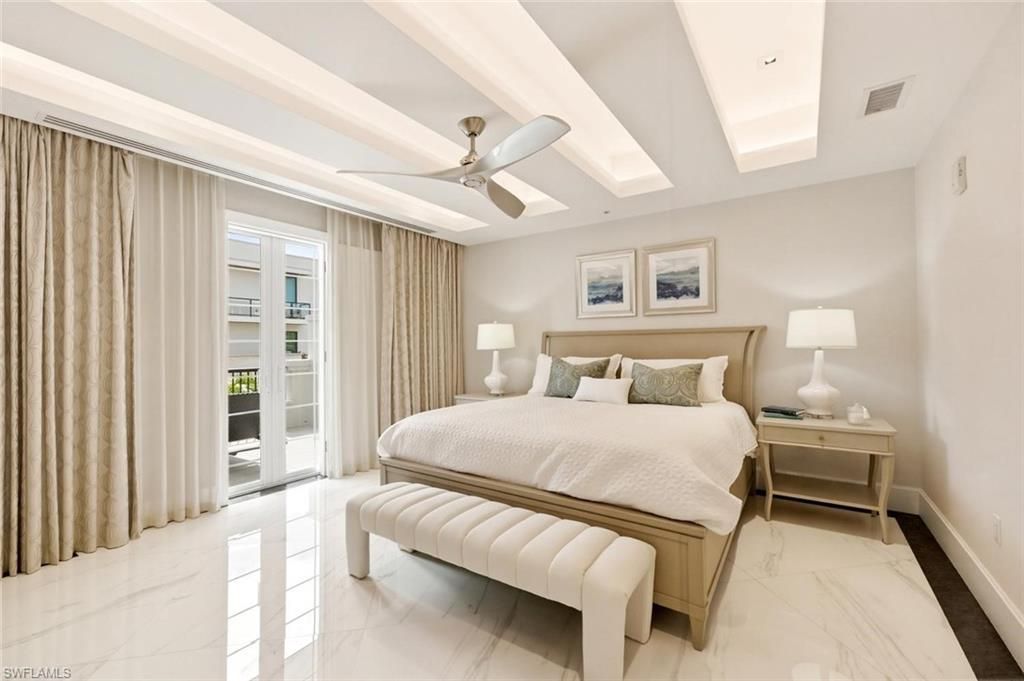 490 5th St S, Unit 101, Naples, FL 34102 Photo