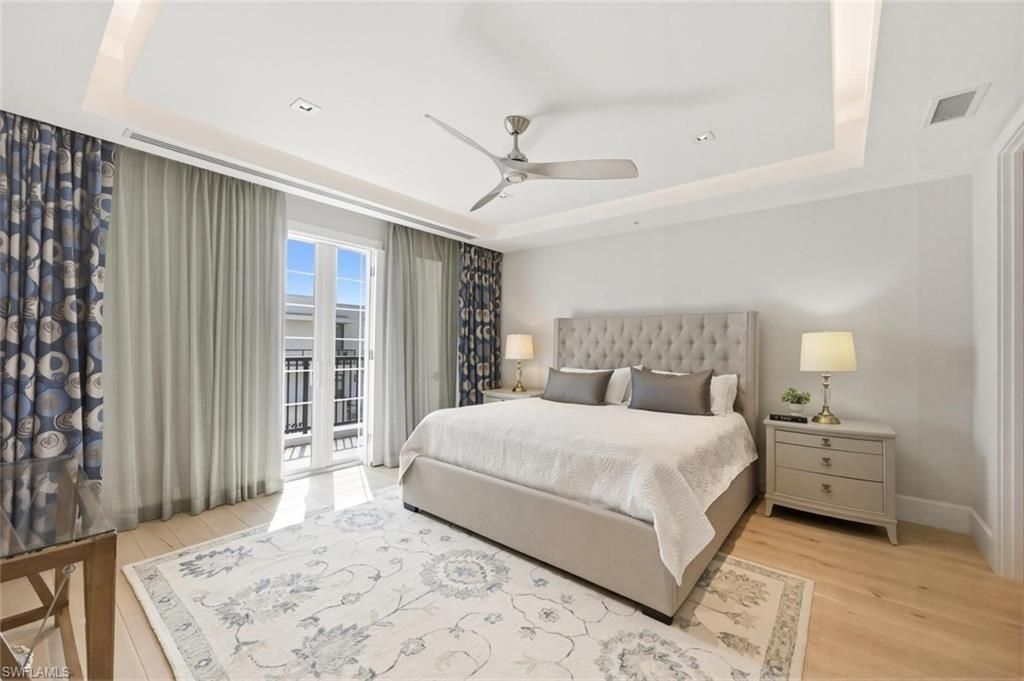 490 5th St S, Unit 101, Naples, FL 34102 Photo