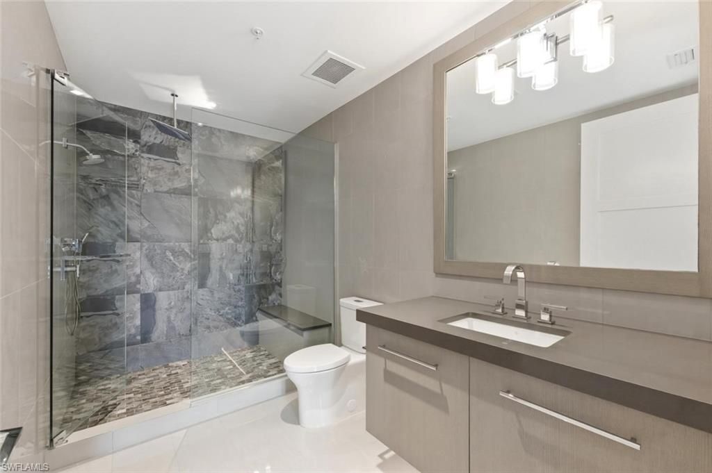 490 5th St S, Unit 101, Naples, FL 34102 Photo