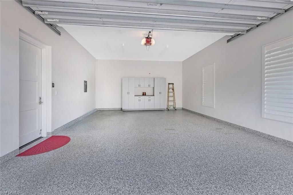 490 5th St S, Unit 101, Naples, FL 34102 Photo