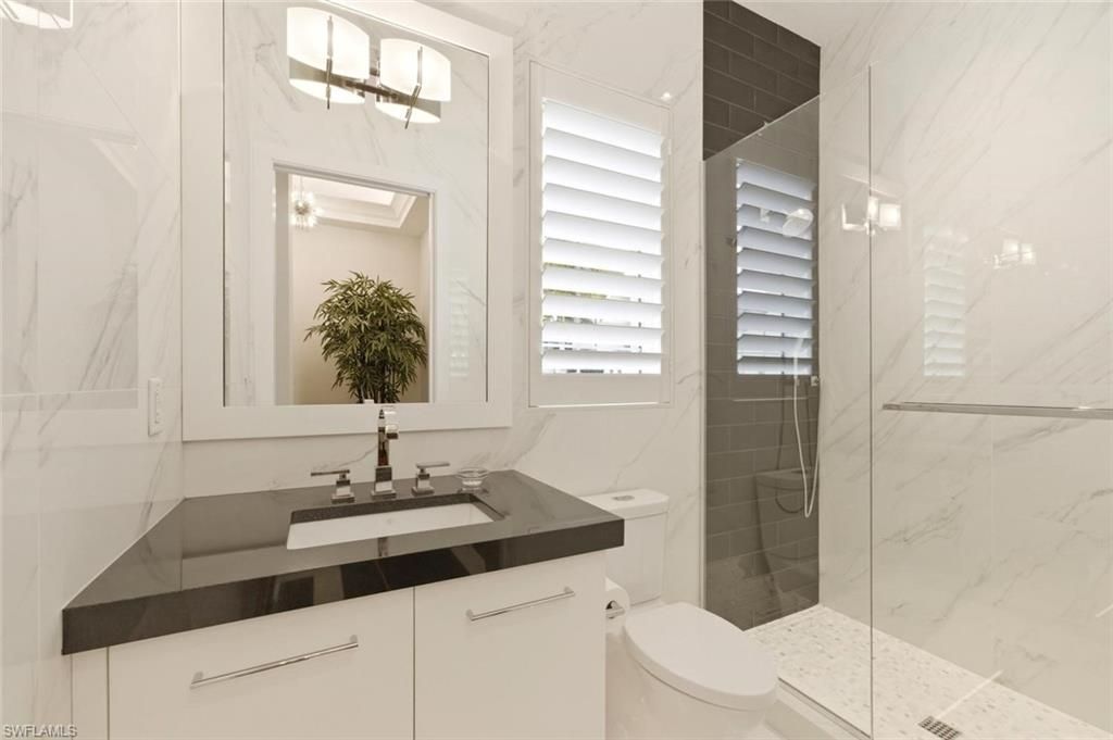 490 5th St S, Unit 101, Naples, FL 34102 Photo