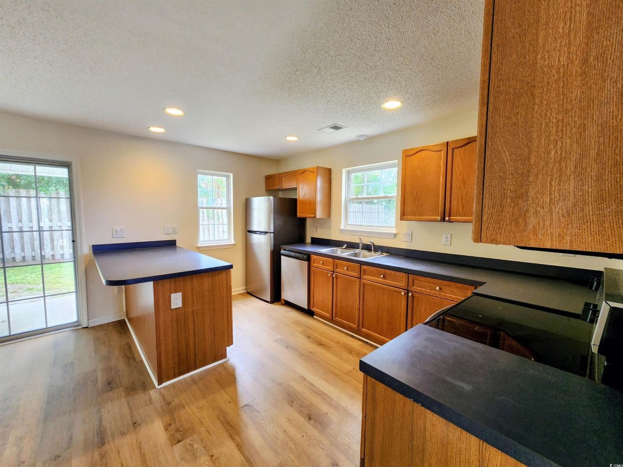 3523 Chestnut Dr. Photo 10