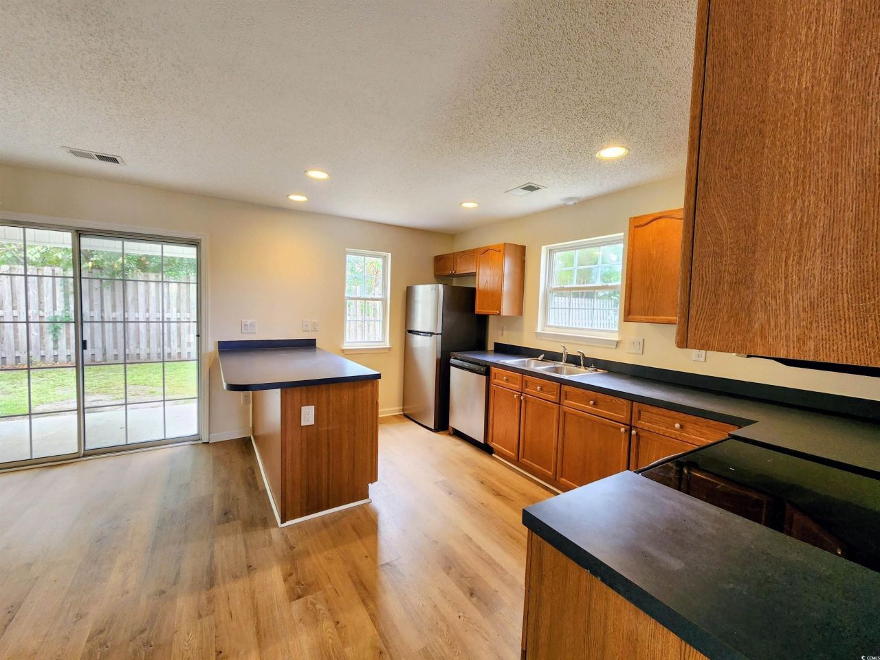 3523 Chestnut Dr. Photo 11