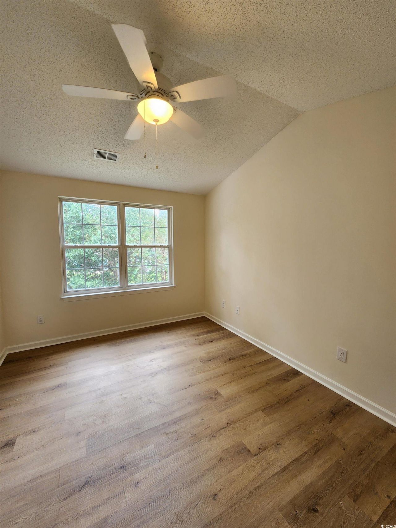 3523 Chestnut Dr. Photo 19