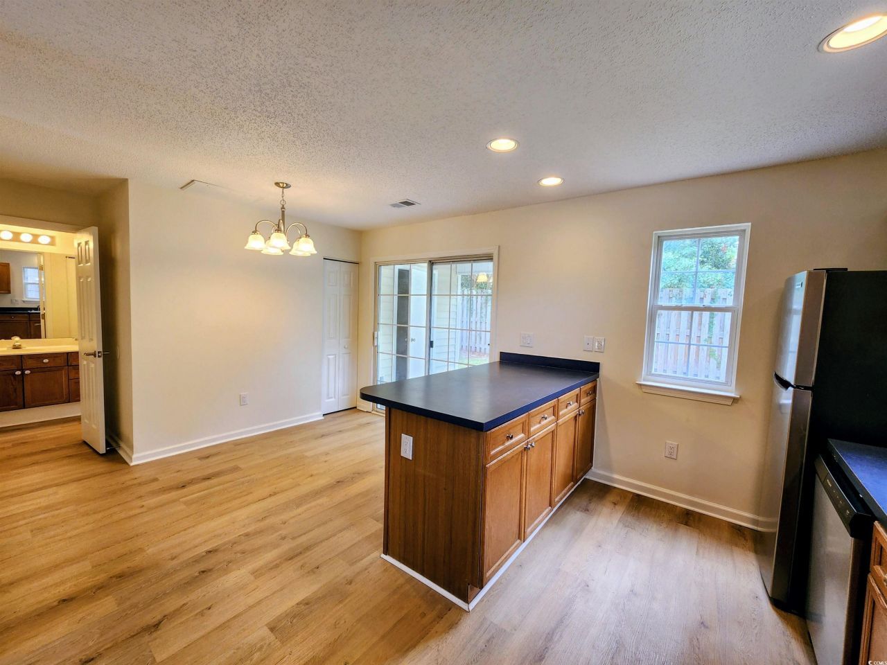 3523 Chestnut Dr. Photo 20