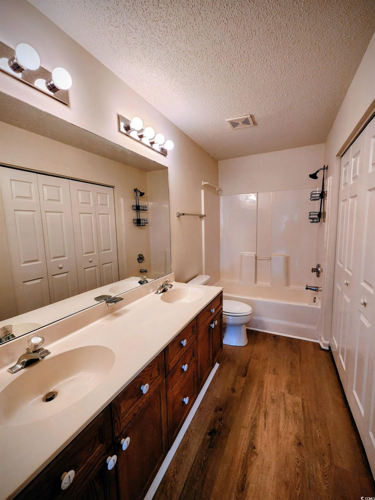 3523 Chestnut Dr. Photo 27