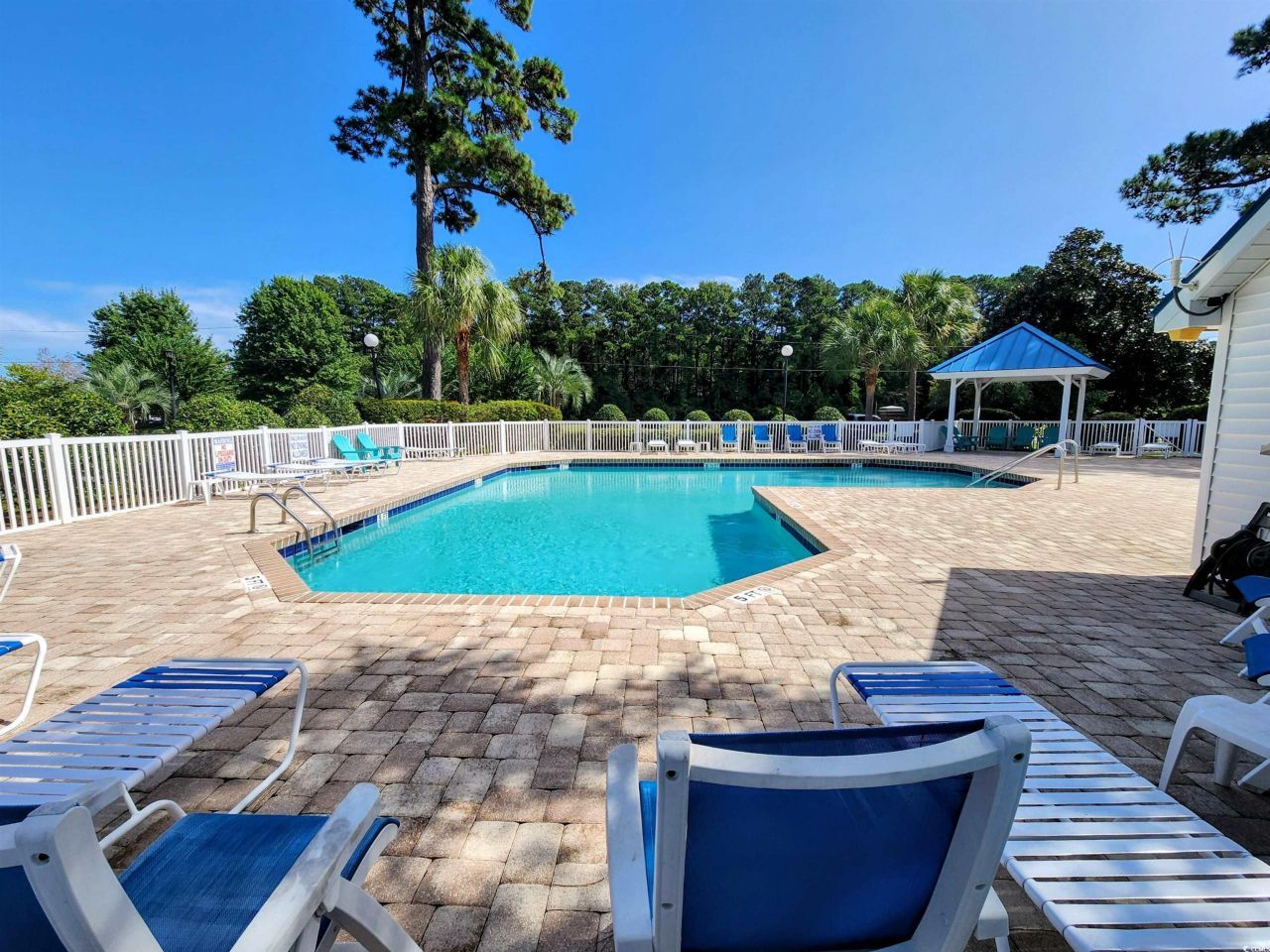 3523 Chestnut Dr. Photo 39