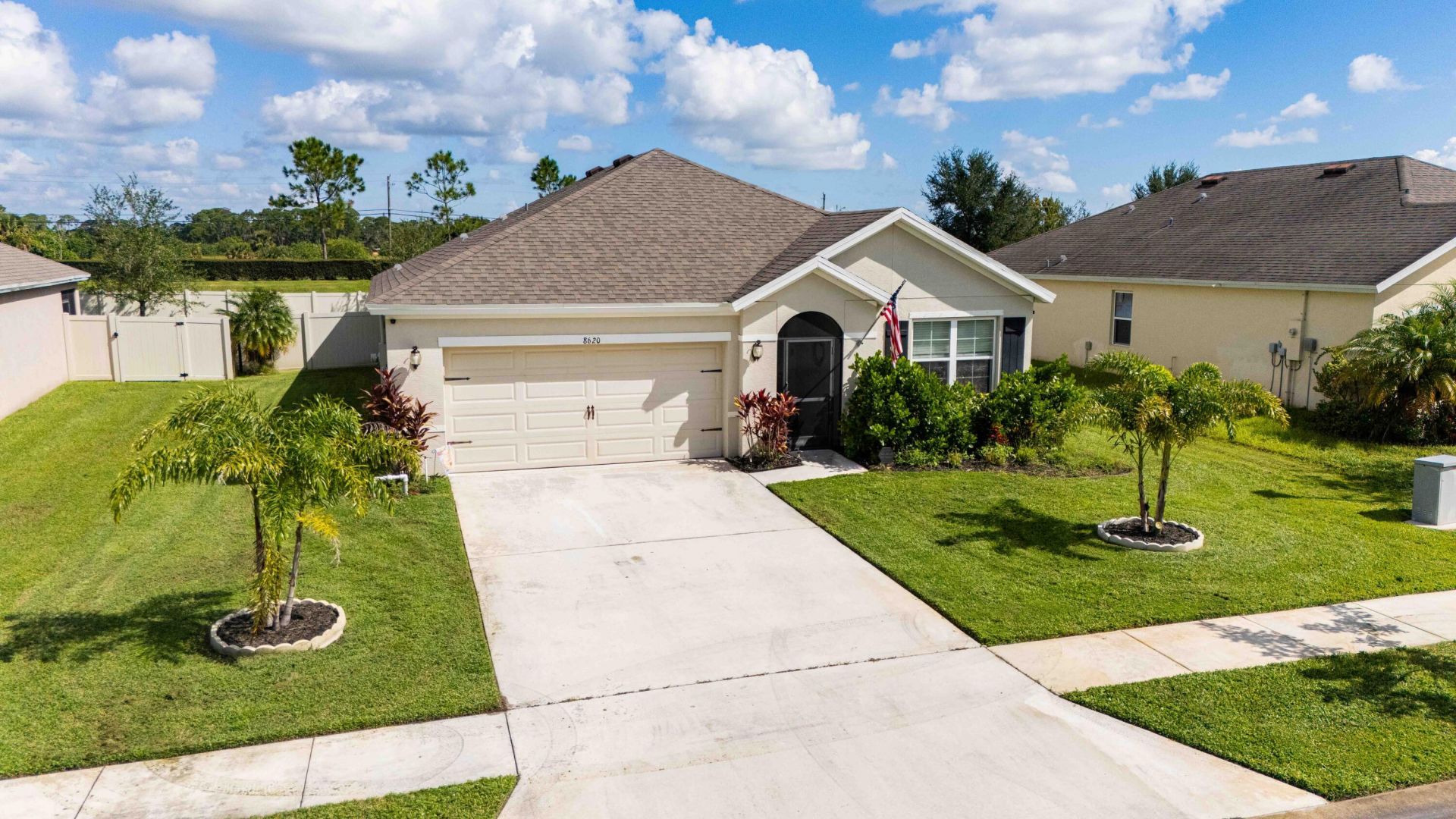 8620 Cobblestone Drive, Fort Pierce, FL 34945 Photo