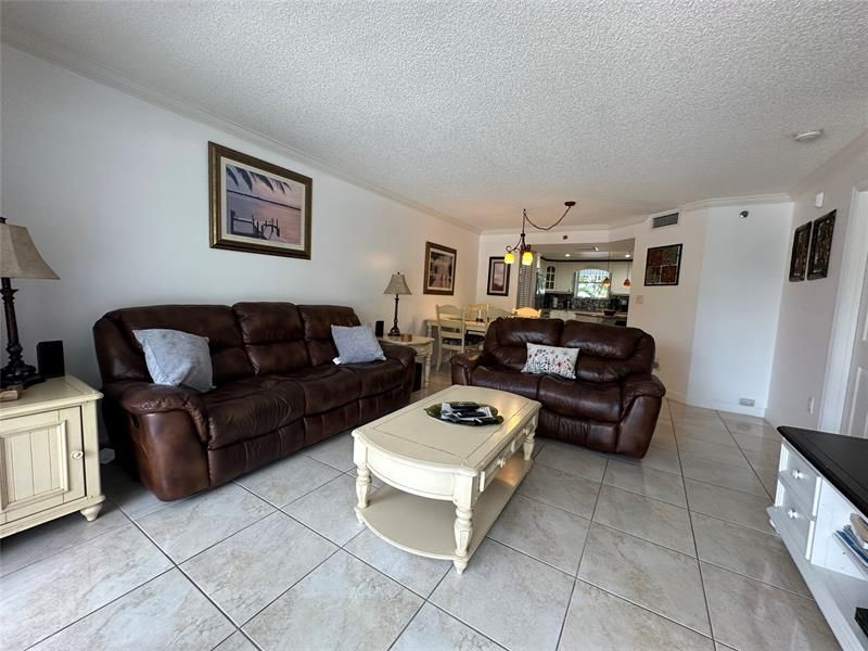 17801 N Bay Rd, Unit 212, Sunny Isles Beach, FL 33160 Photo