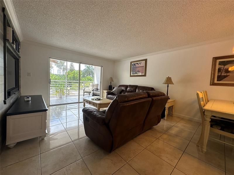 17801 N Bay Rd, Unit 212, Sunny Isles Beach, FL 33160 Photo