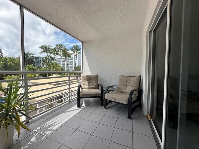 17801 N Bay Rd, Unit 212, Sunny Isles Beach, FL 33160 Photo