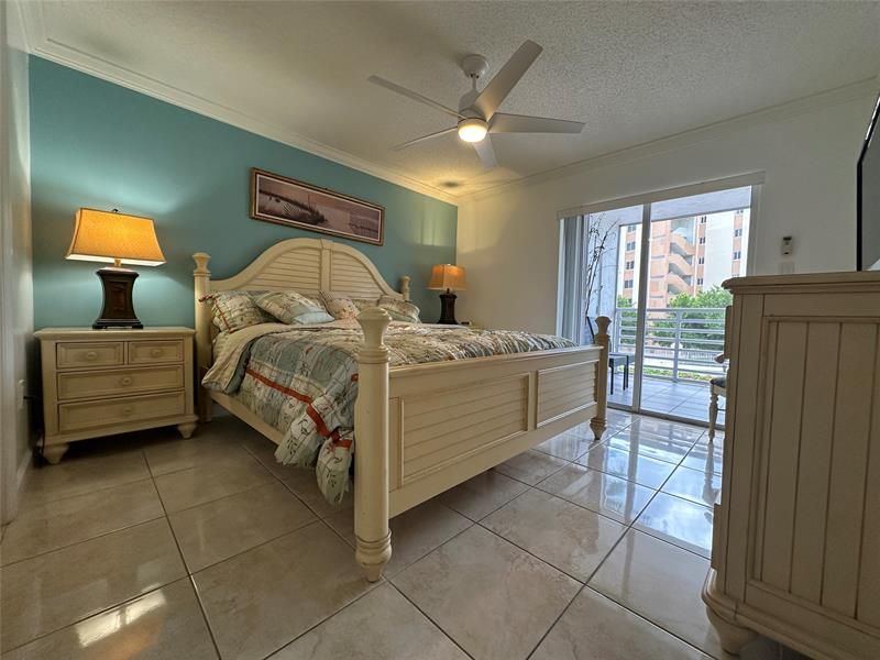17801 N Bay Rd, Unit 212, Sunny Isles Beach, FL 33160 Photo