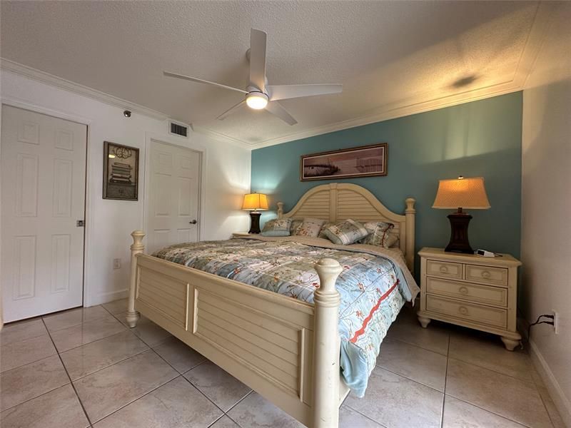 17801 N Bay Rd, Unit 212, Sunny Isles Beach, FL 33160 Photo