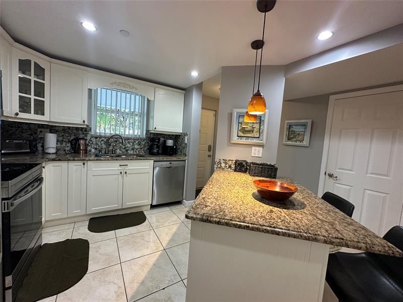 17801 N Bay Rd, Unit 212, Sunny Isles Beach, FL 33160 Photo