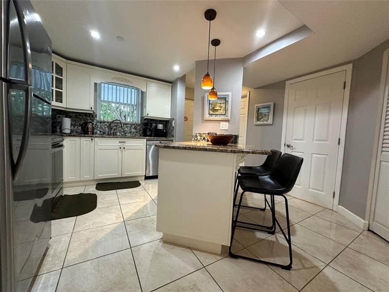 17801 N Bay Rd, Unit 212, Sunny Isles Beach, FL 33160 Photo