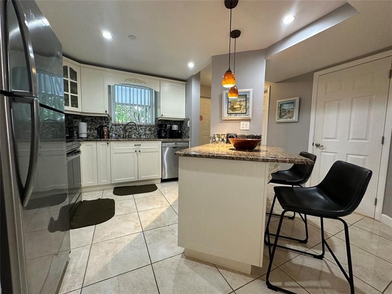 17801 N Bay Rd, Unit 212, Sunny Isles Beach, FL 33160 Photo