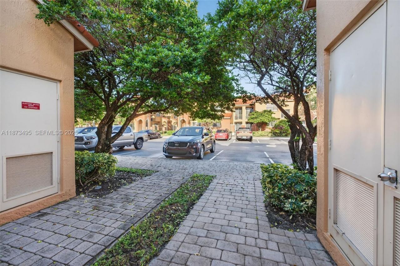 2225 Clipper Pl, Fort Lauderdale, FL 33312 Photo