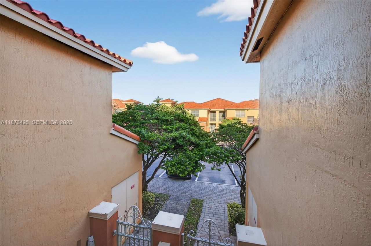 2225 Clipper Pl, Fort Lauderdale, FL 33312 Photo