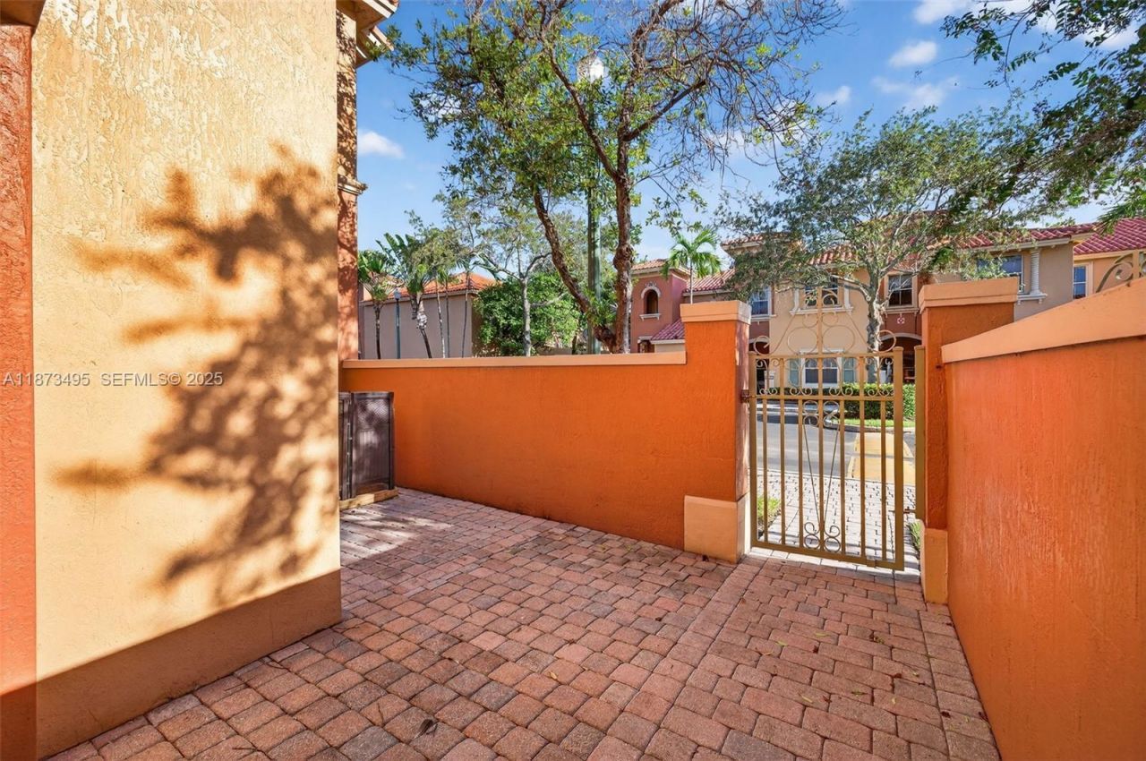 2225 Clipper Pl, Fort Lauderdale, FL 33312 Photo