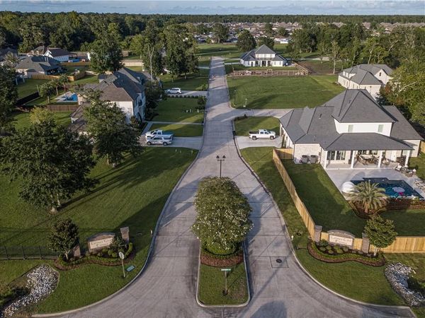 4480 PIERRES Court, Marrero, LA 70072