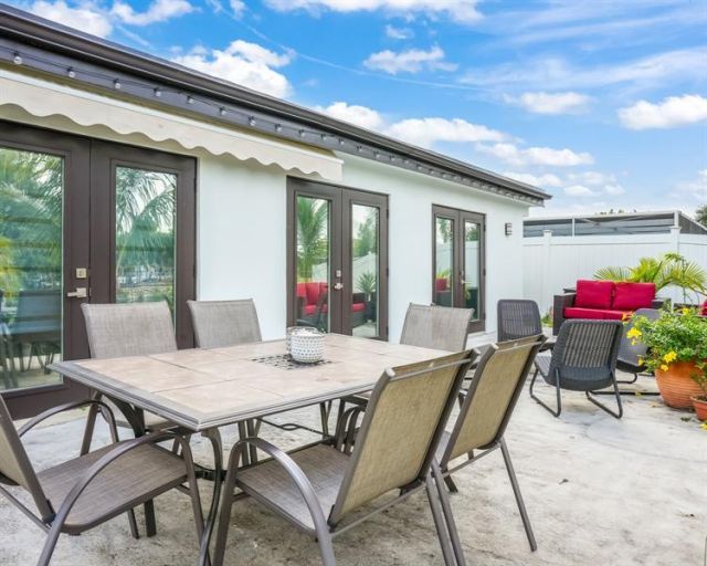 2051 NW 93rd Lane, Sunrise, FL 33322 Photo