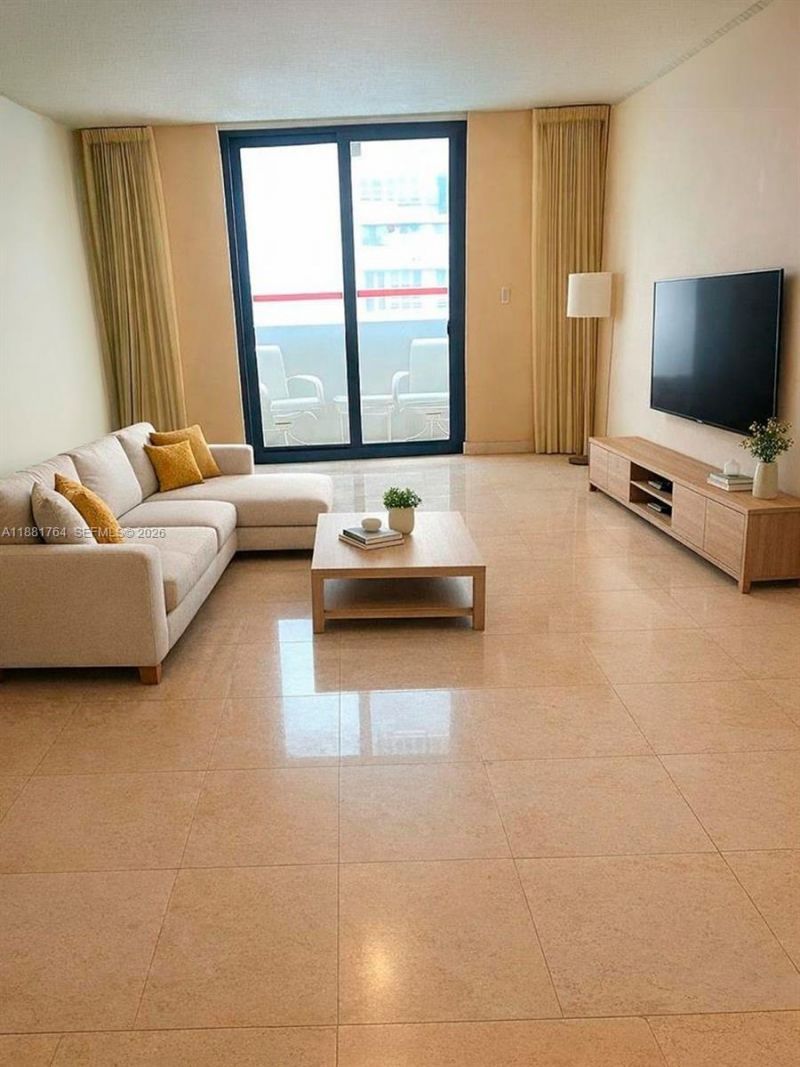 1621 Collins Ave, Unit 701, Miami Beach, FL 33139 Photo
