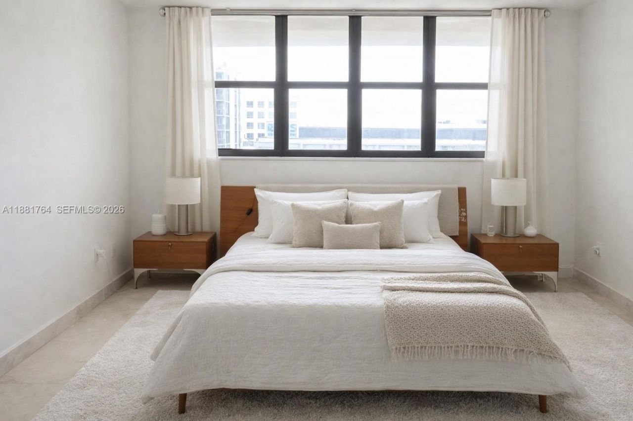 1621 Collins Ave, Unit 701, Miami Beach, FL 33139 Photo