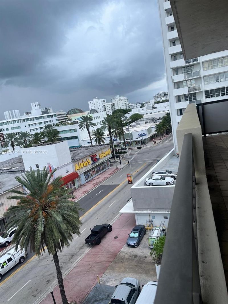 1621 Collins Ave, Unit 701, Miami Beach, FL 33139 Photo