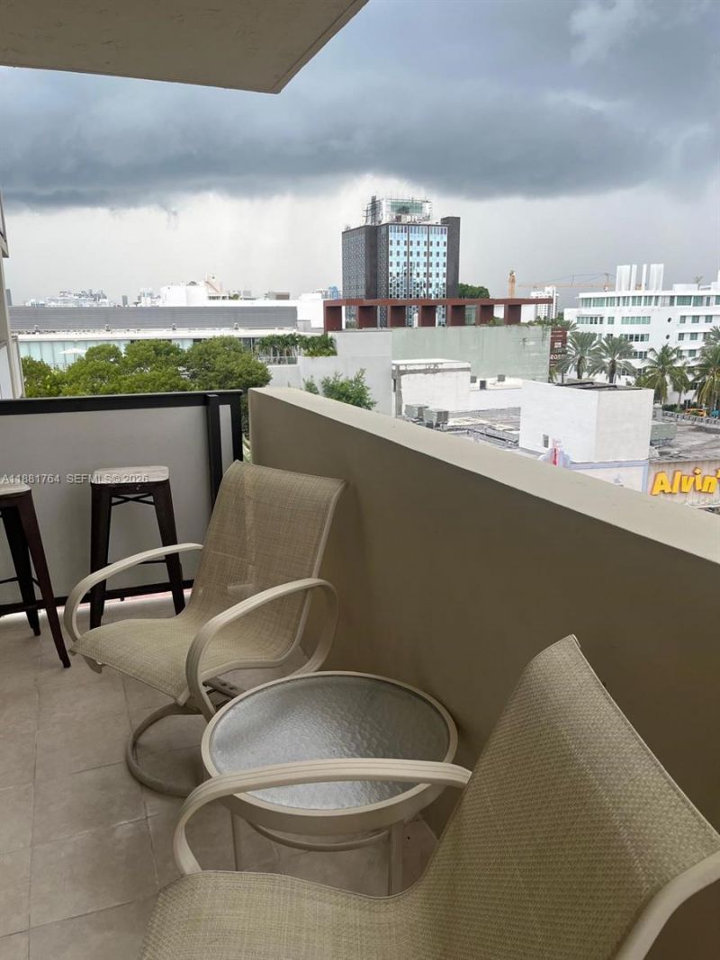 1621 Collins Ave, Unit 701, Miami Beach, FL 33139 Photo