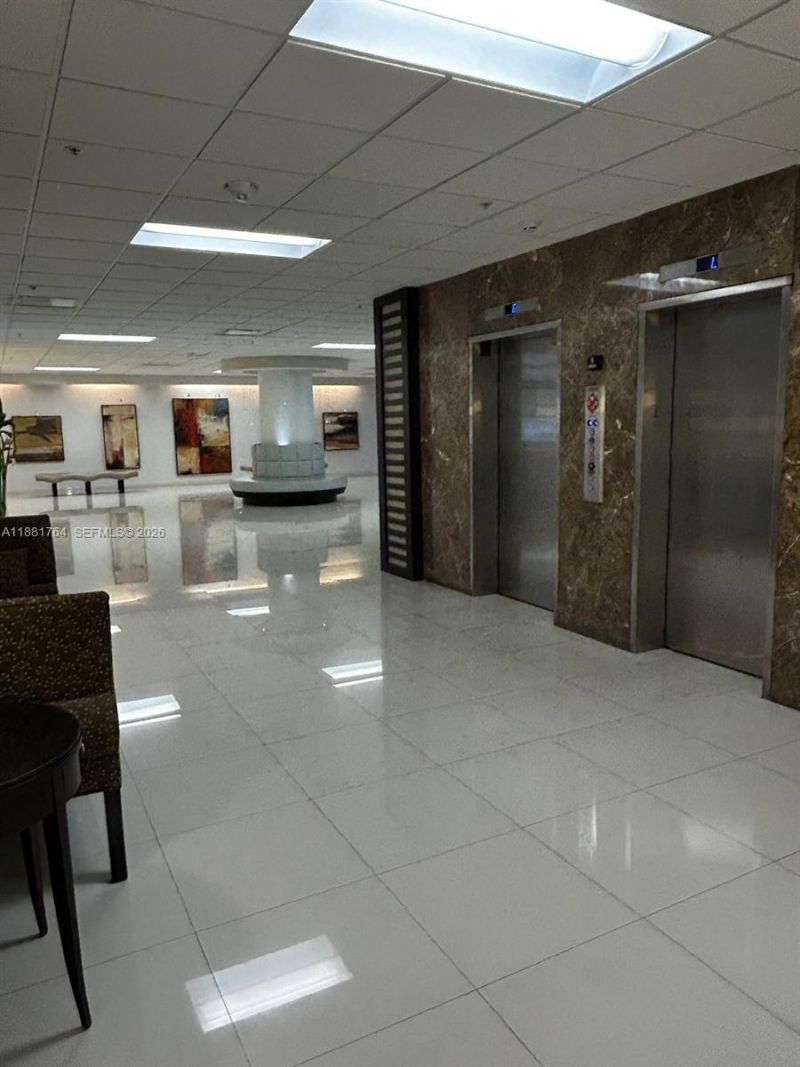 1621 Collins Ave, Unit 701, Miami Beach, FL 33139 Photo