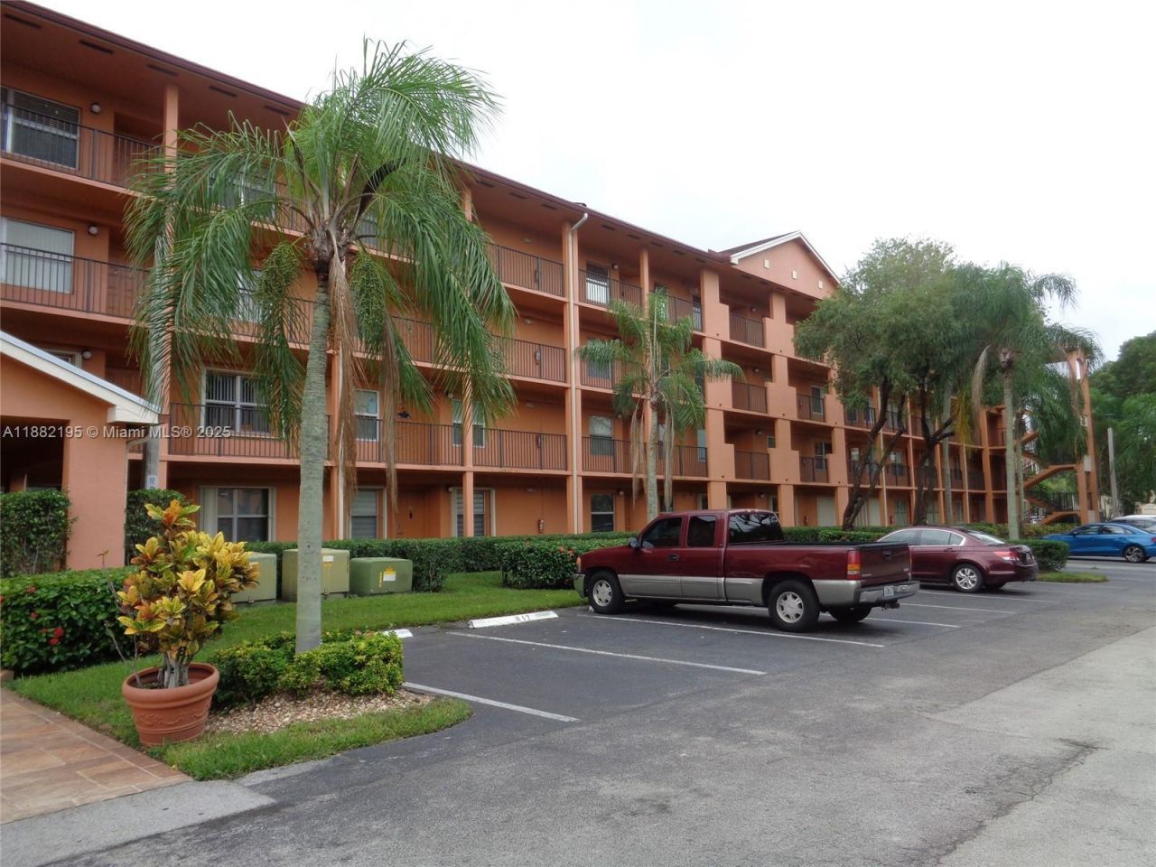 701 SW 141st Ave, Unit 412R, Pembroke Pines, FL 33027 Photo