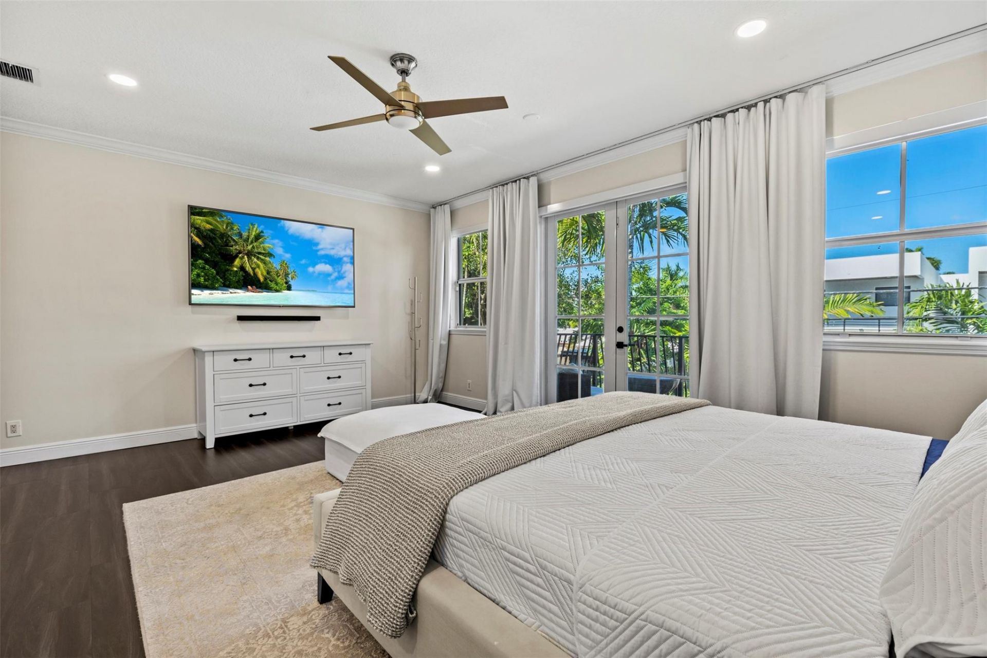 1121 NE 14th Avenue, Fort Lauderdale, FL 33304 Photo