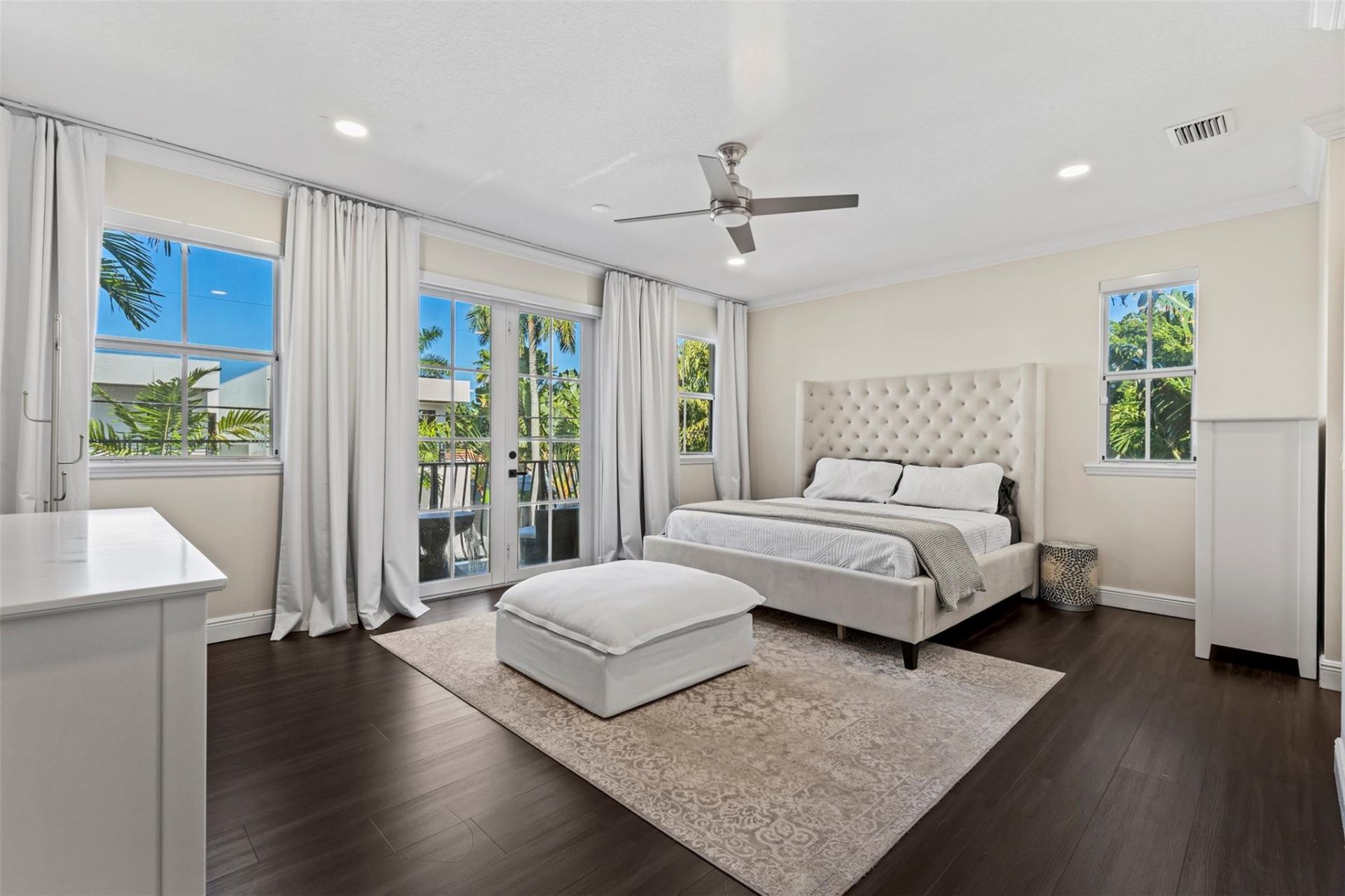 1121 NE 14th Avenue, Fort Lauderdale, FL 33304 Photo