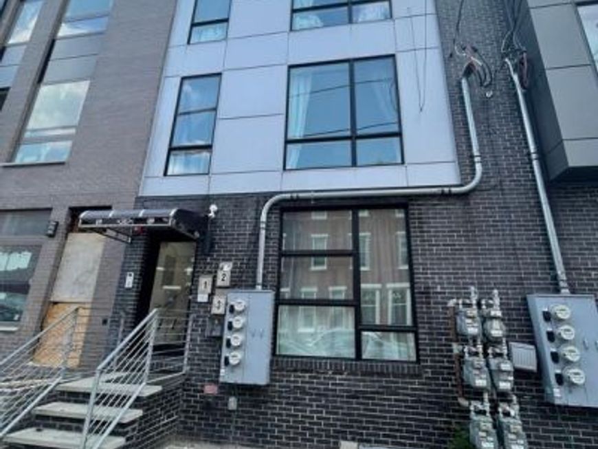 924 N 15th Street, Philadelphia, PA 19130 Main Photo