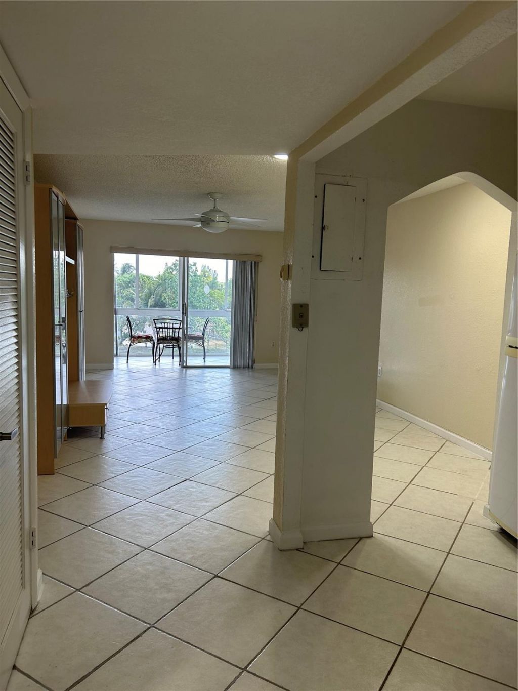 8515 Sunrise Lakes Boulevard, Unit 301, Sunrise, FL 33322 Photo