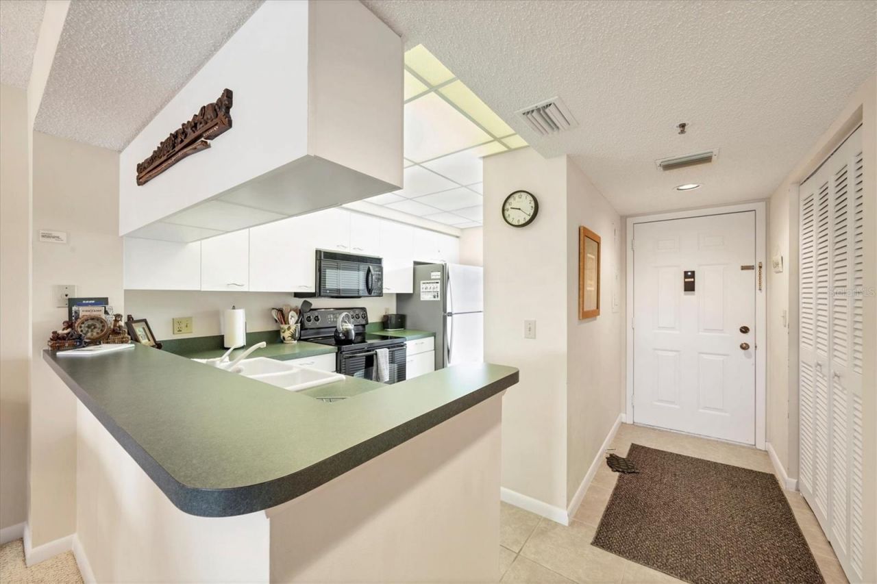 823 Wexford Boulevard, Unit 823, Venice, FL 34293 Photo