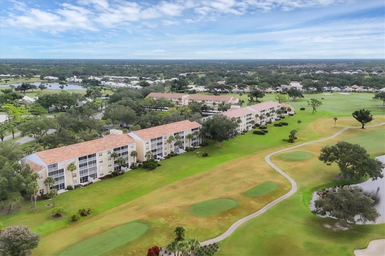 823 Wexford Boulevard, Unit 823, Venice, FL 34293 Photo