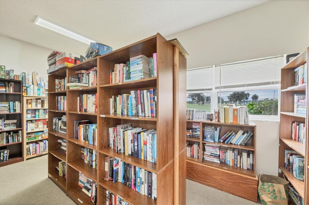 823 Wexford Boulevard, Unit 823, Venice, FL 34293 Photo