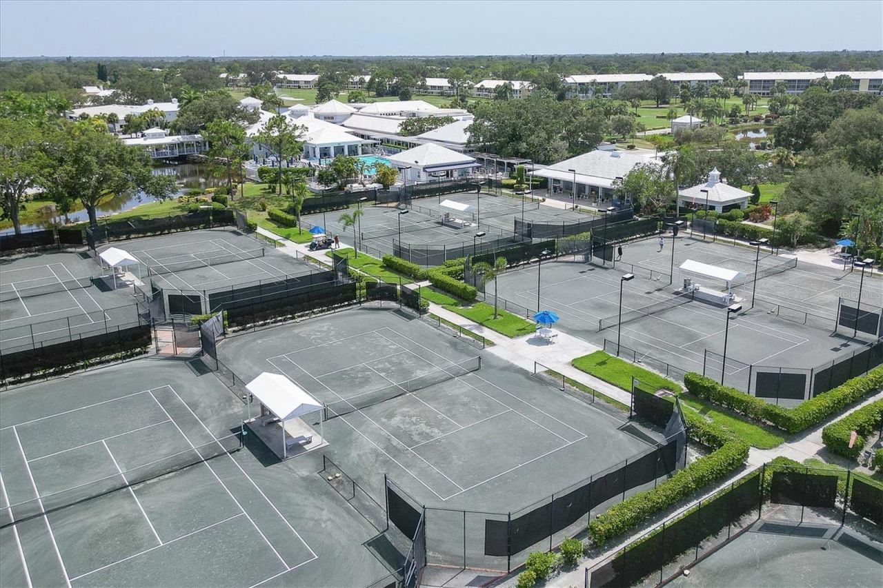 823 Wexford Boulevard, Unit 823, Venice, FL 34293 Photo