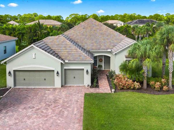 1092 SW Scrub Oak Avenue, Palm City, FL 34990