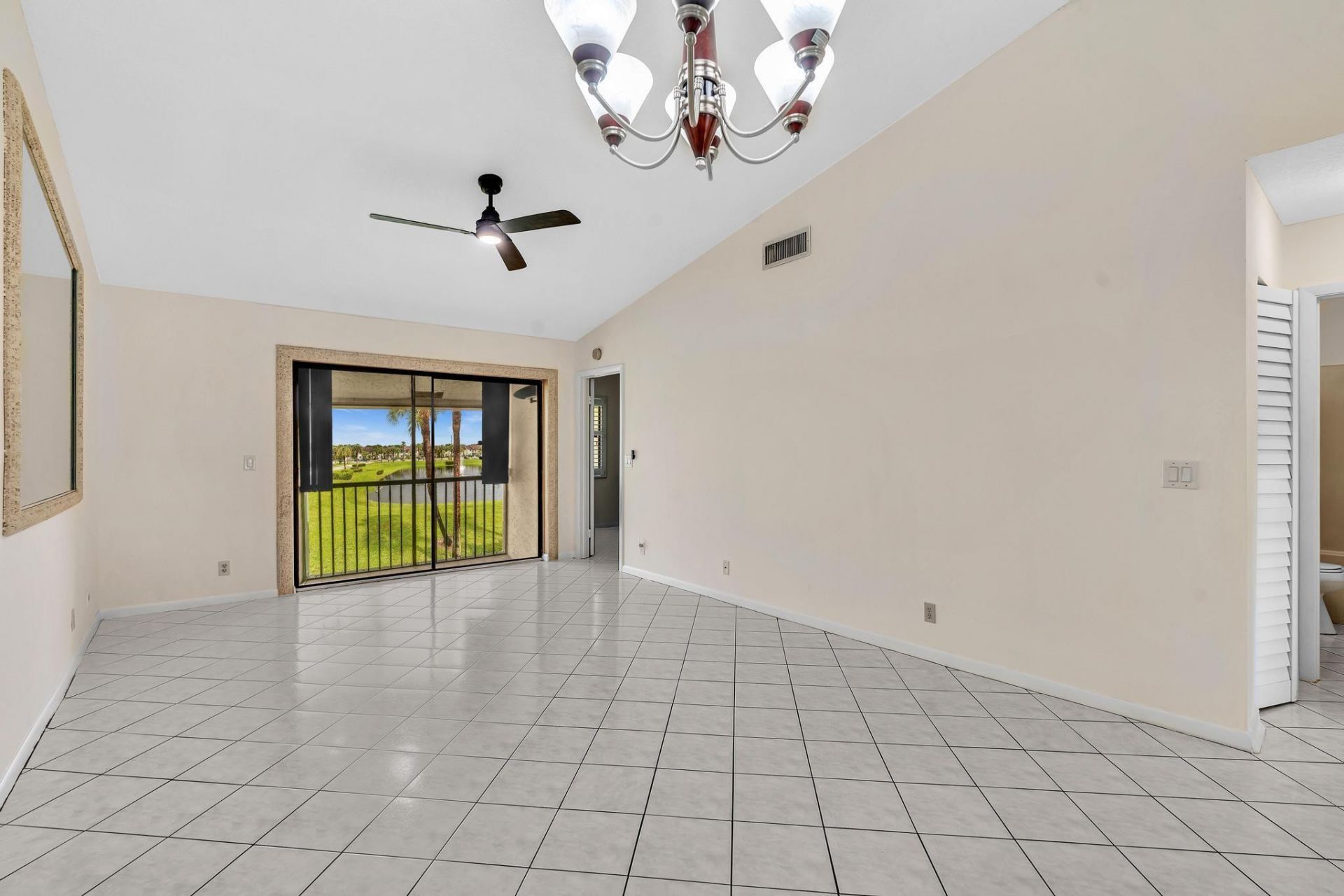 22017 Palms Way, Unit 202, Boca Raton, FL 33433 Photo
