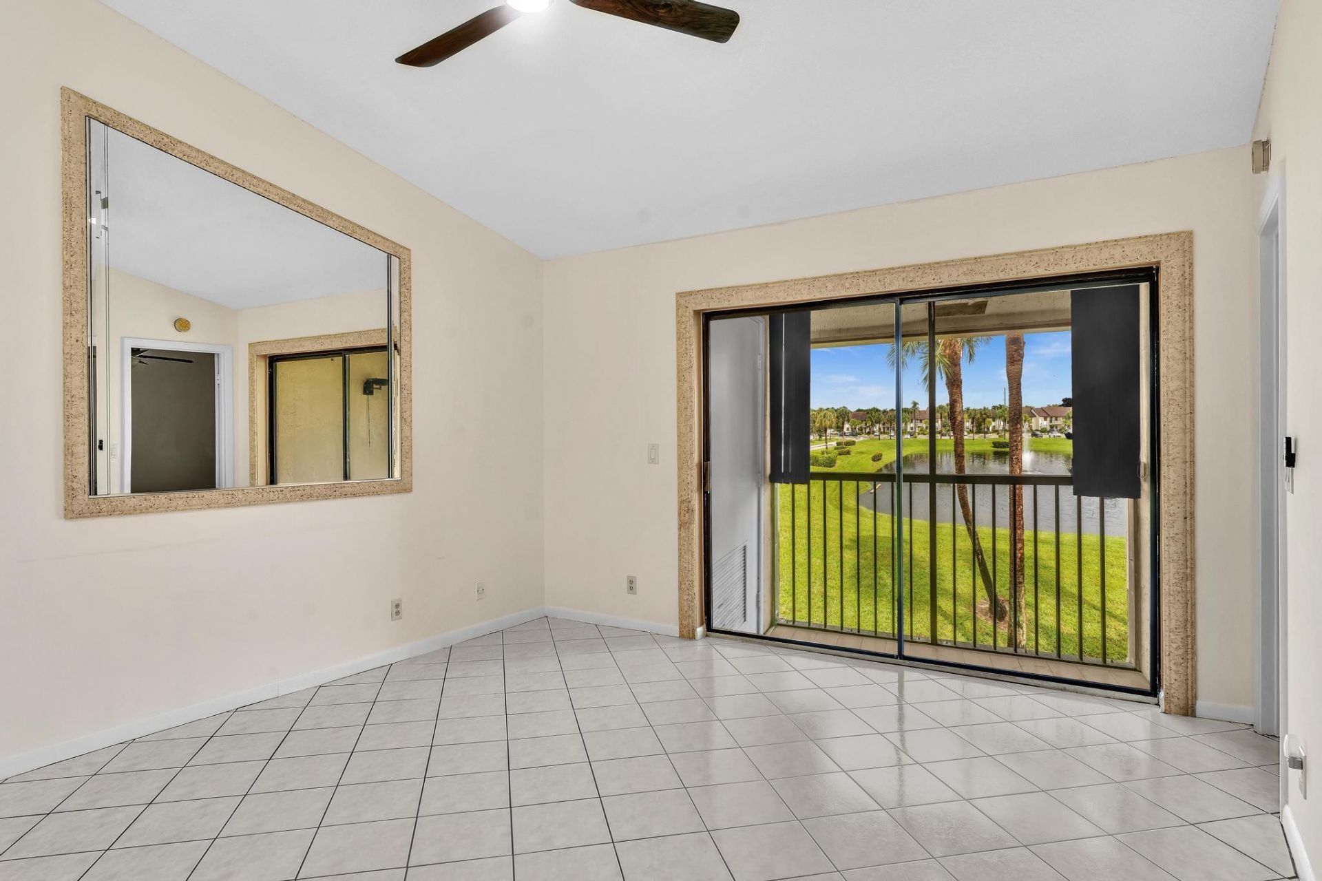 22017 Palms Way, Unit 202, Boca Raton, FL 33433 Photo