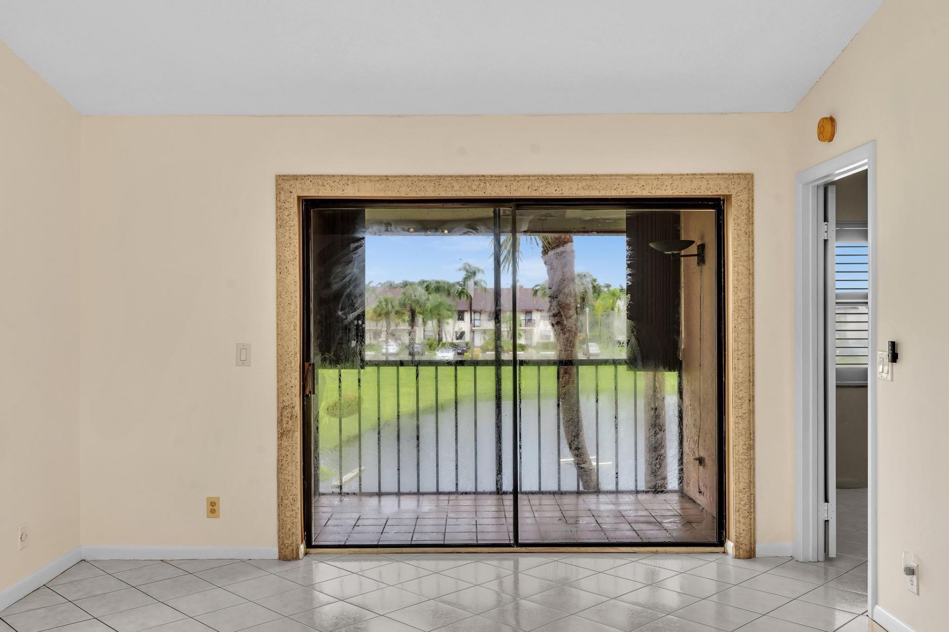 22017 Palms Way, Unit 202, Boca Raton, FL 33433 Photo