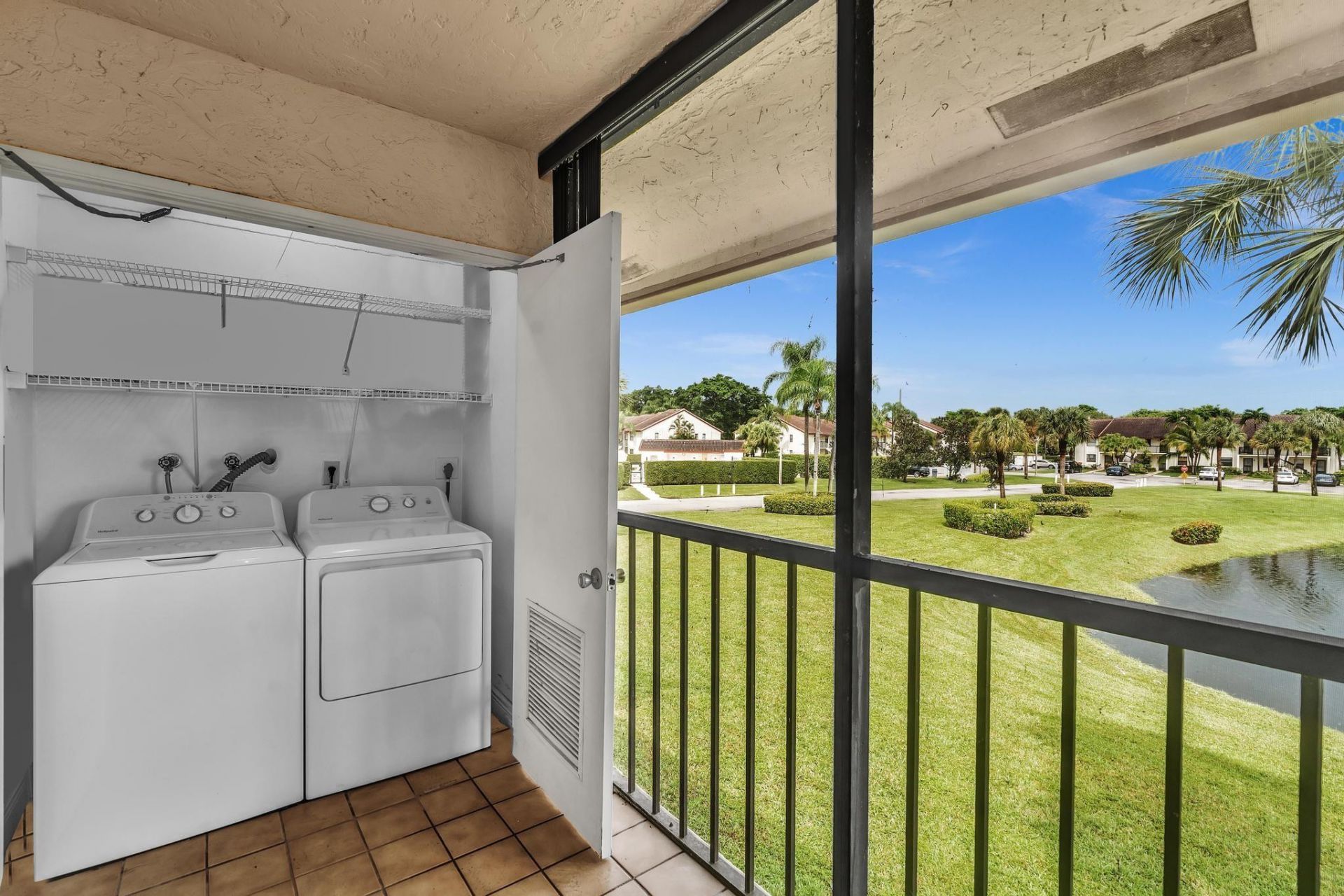 22017 Palms Way, Unit 202, Boca Raton, FL 33433 Photo