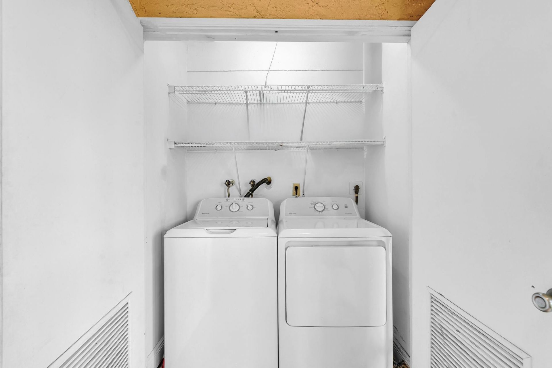 22017 Palms Way, Unit 202, Boca Raton, FL 33433 Photo