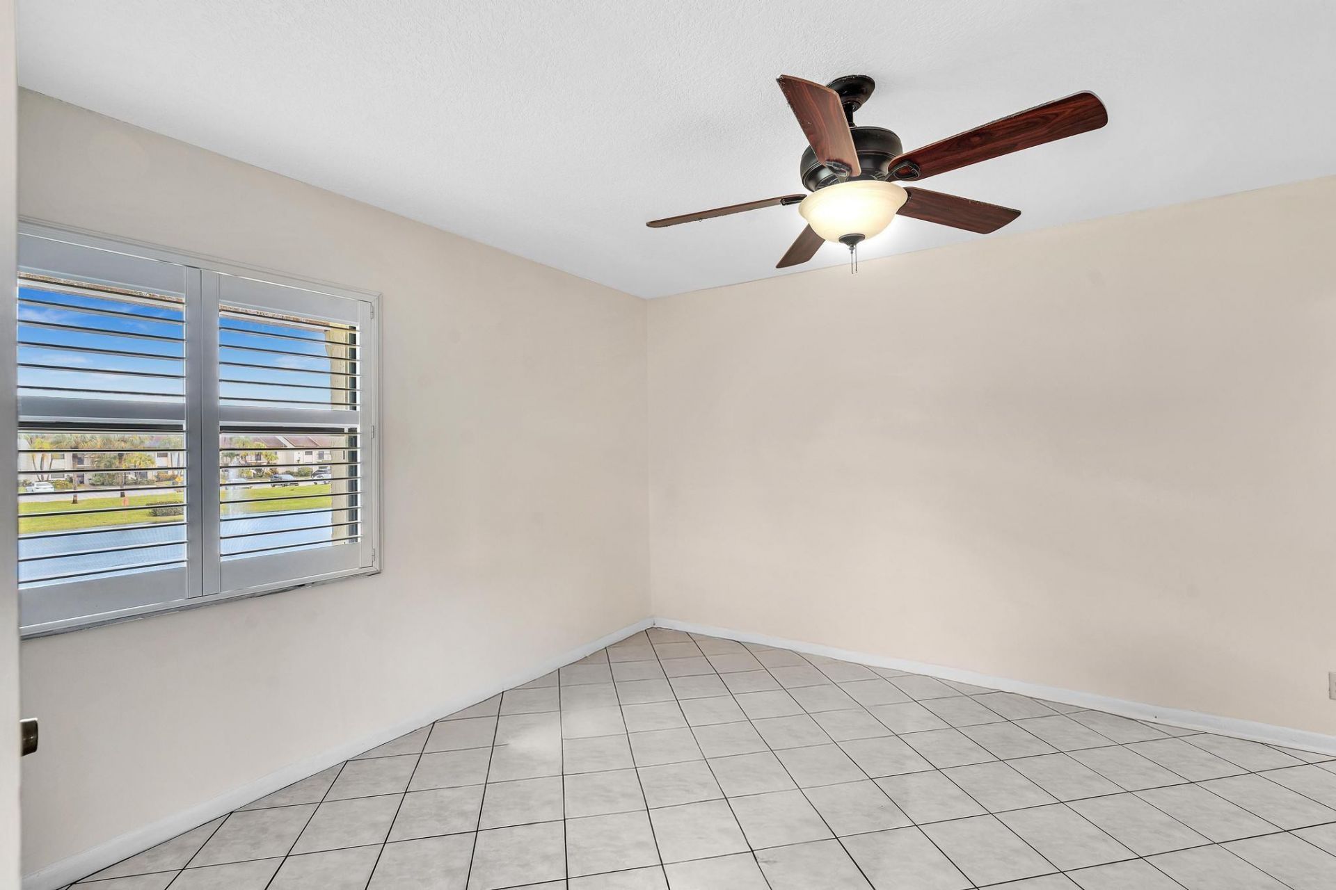 22017 Palms Way, Unit 202, Boca Raton, FL 33433 Photo