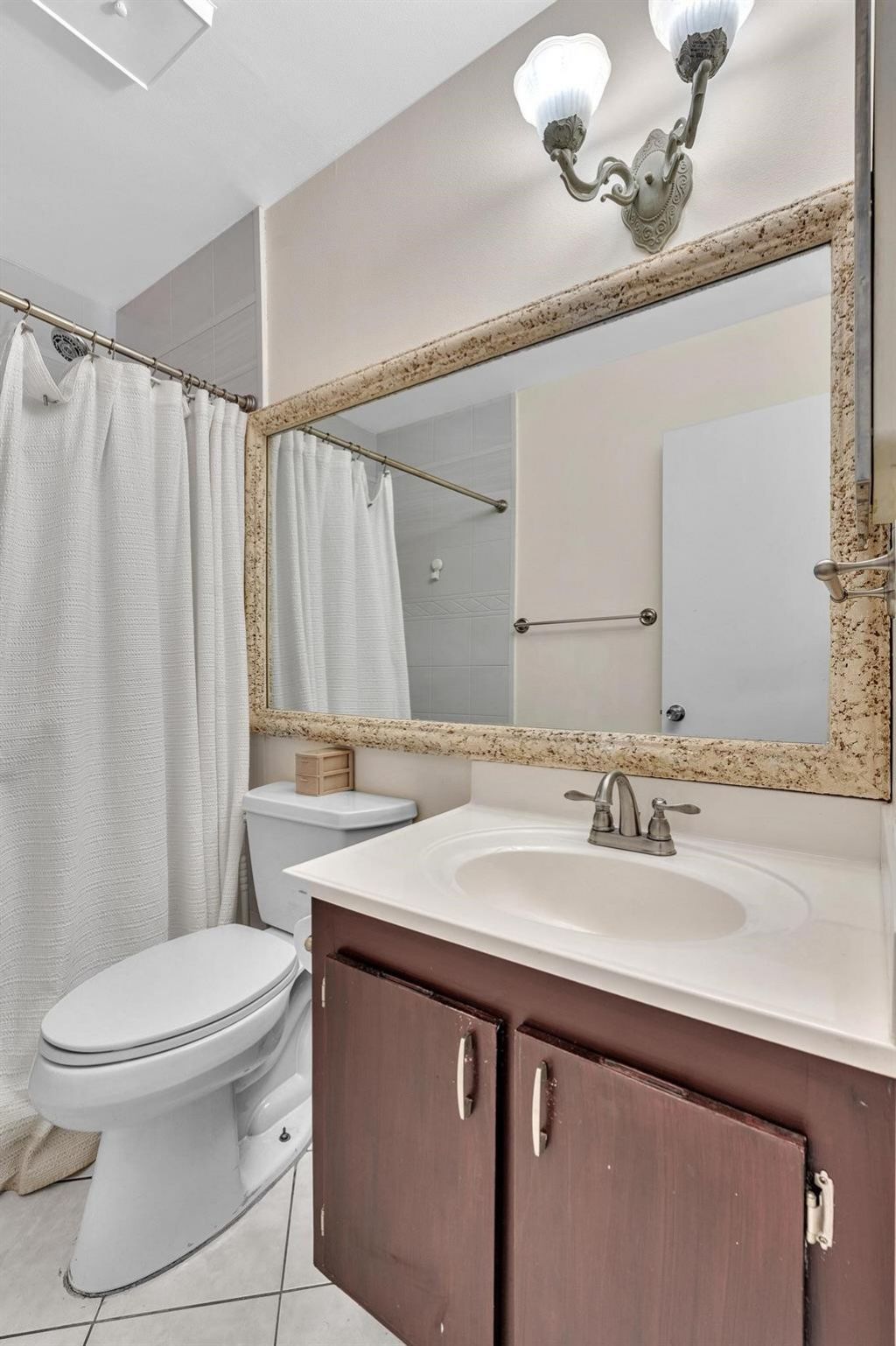 22017 Palms Way, Unit 202, Boca Raton, FL 33433 Photo