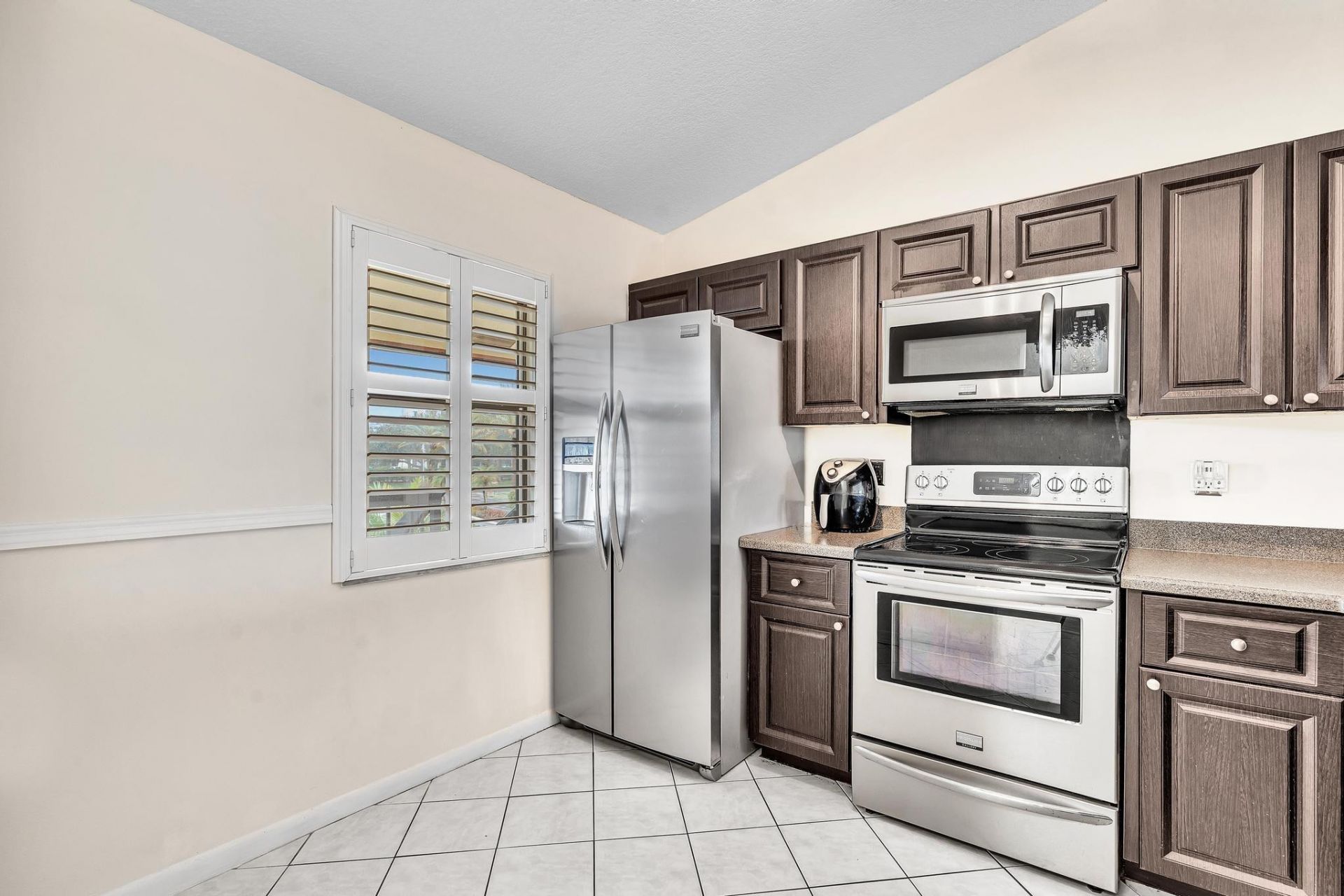 22017 Palms Way, Unit 202, Boca Raton, FL 33433 Photo